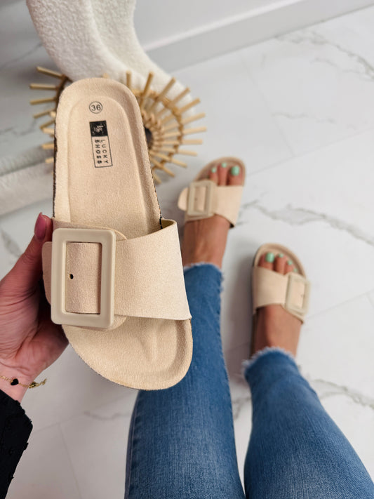 Clasp Beige Slides