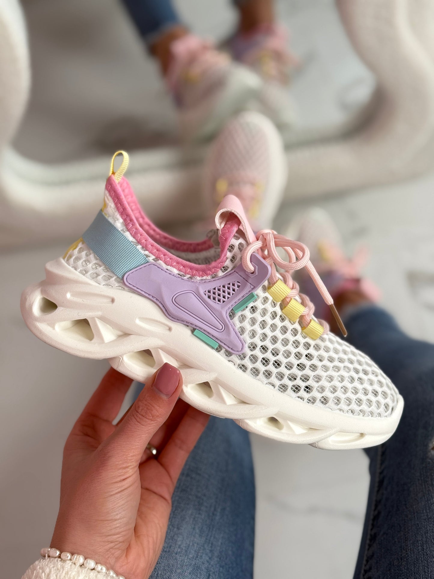 Walker Multi Sneaker