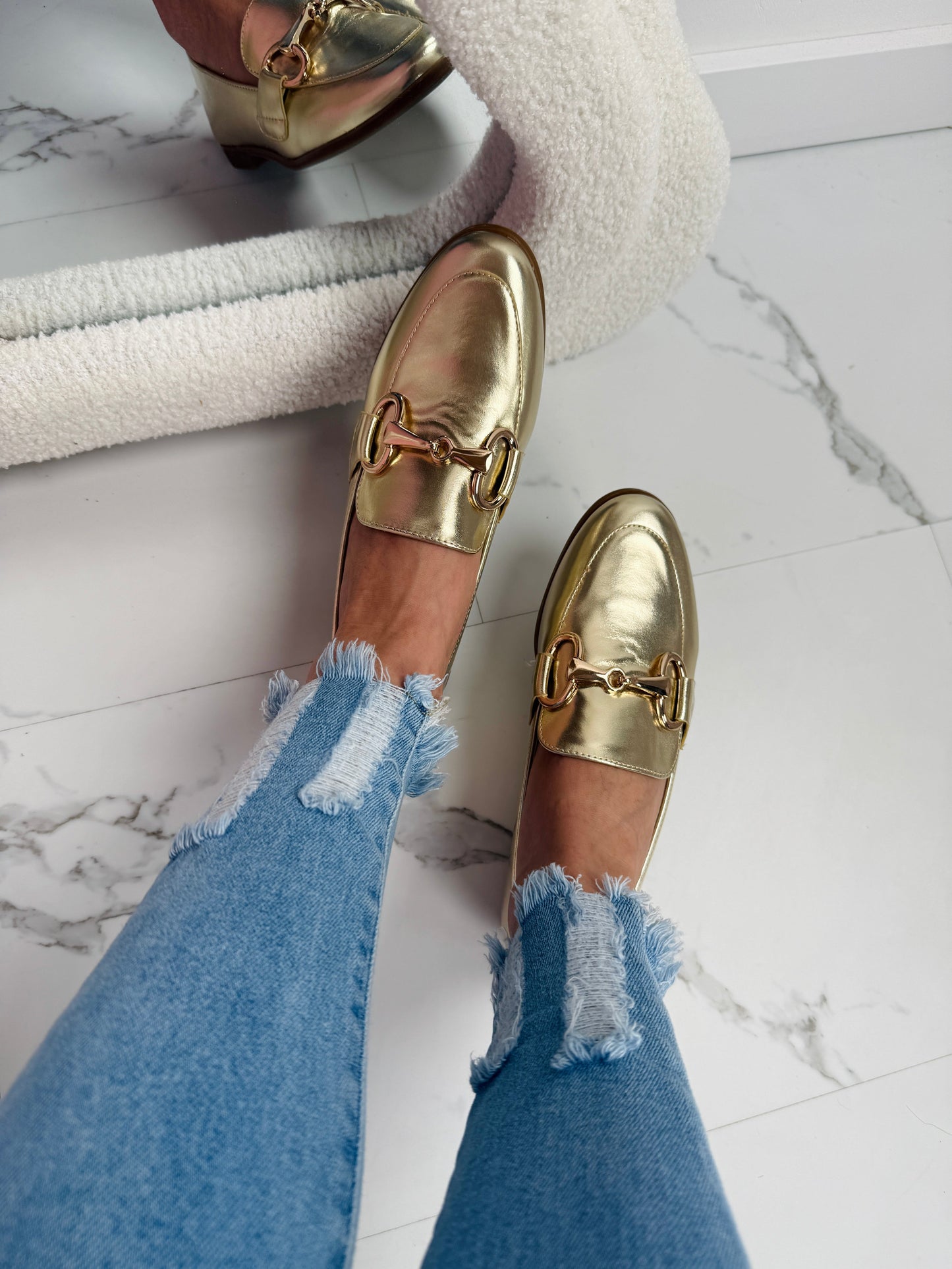 Gold 5395 Loafer