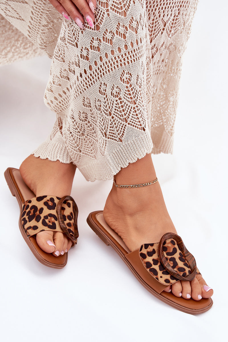 Luna Wild Leo Slides