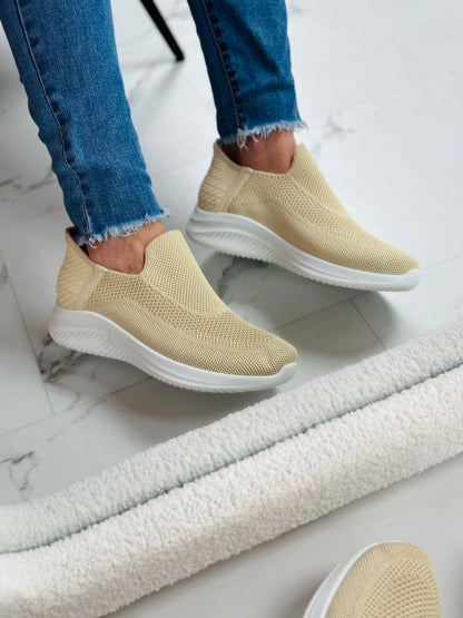 Slip-on Beige Sneaker