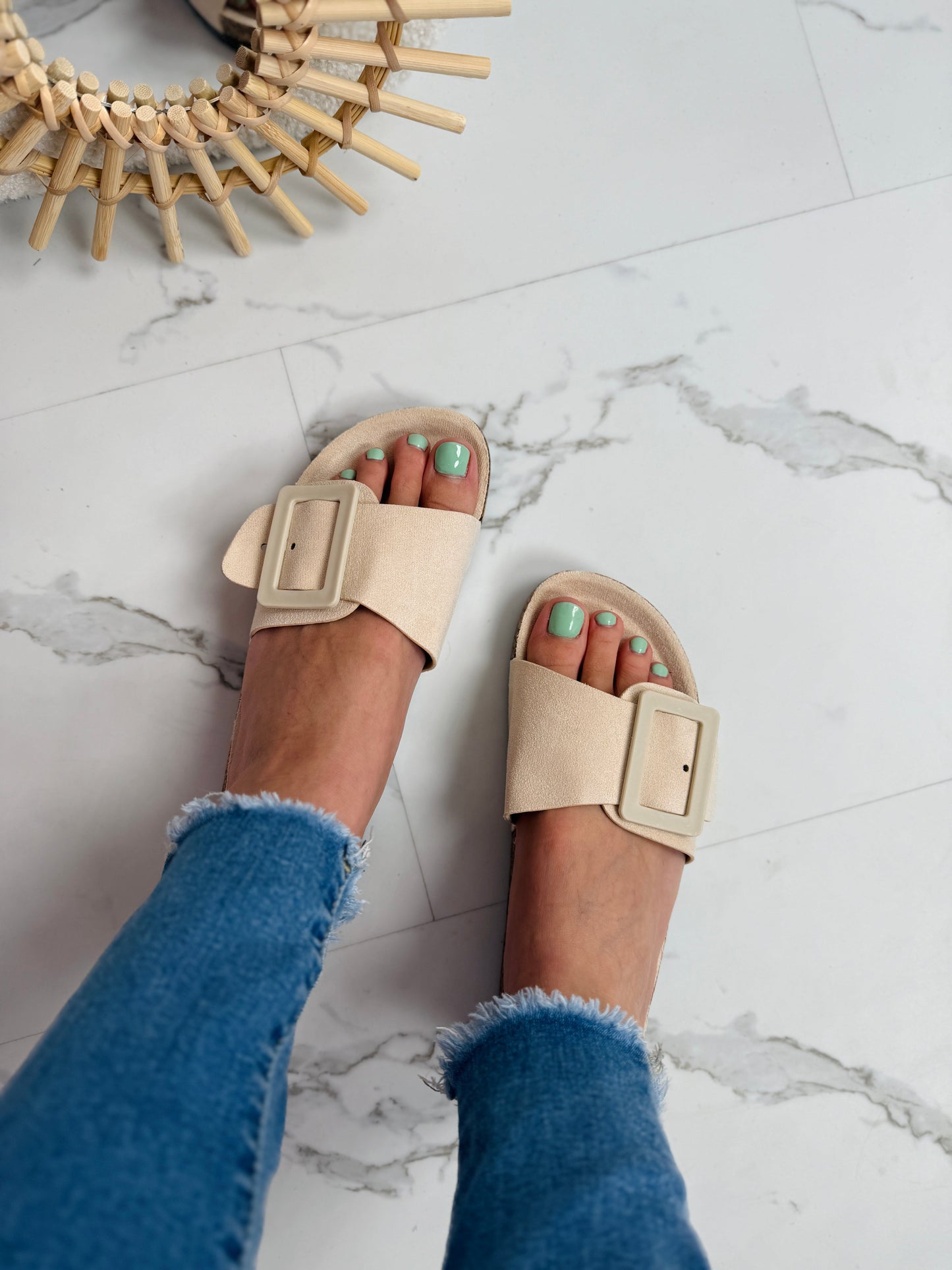 Clasp Beige Slides