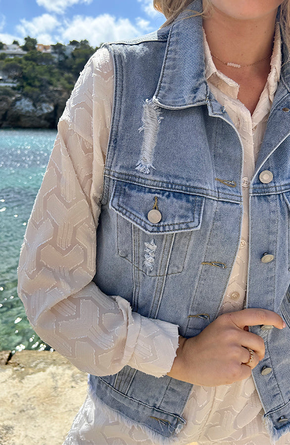 DENIM GILET DAMAGED