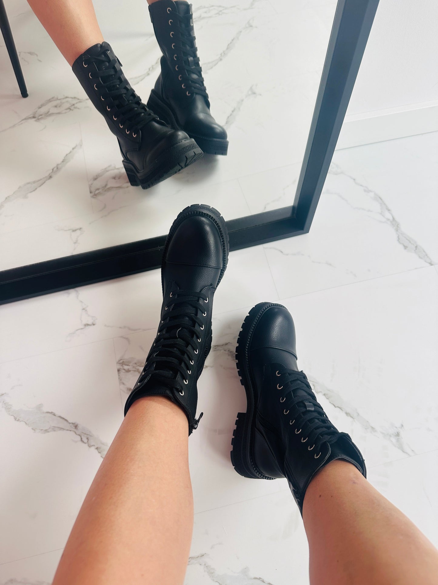 Anaïs Black Lace-Up Boots