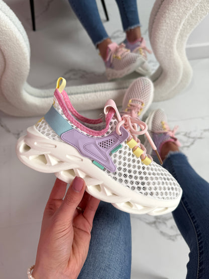 Walker Multi Sneaker