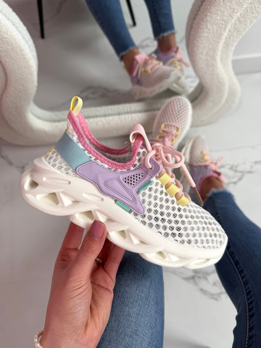 Walker Multi Sneaker