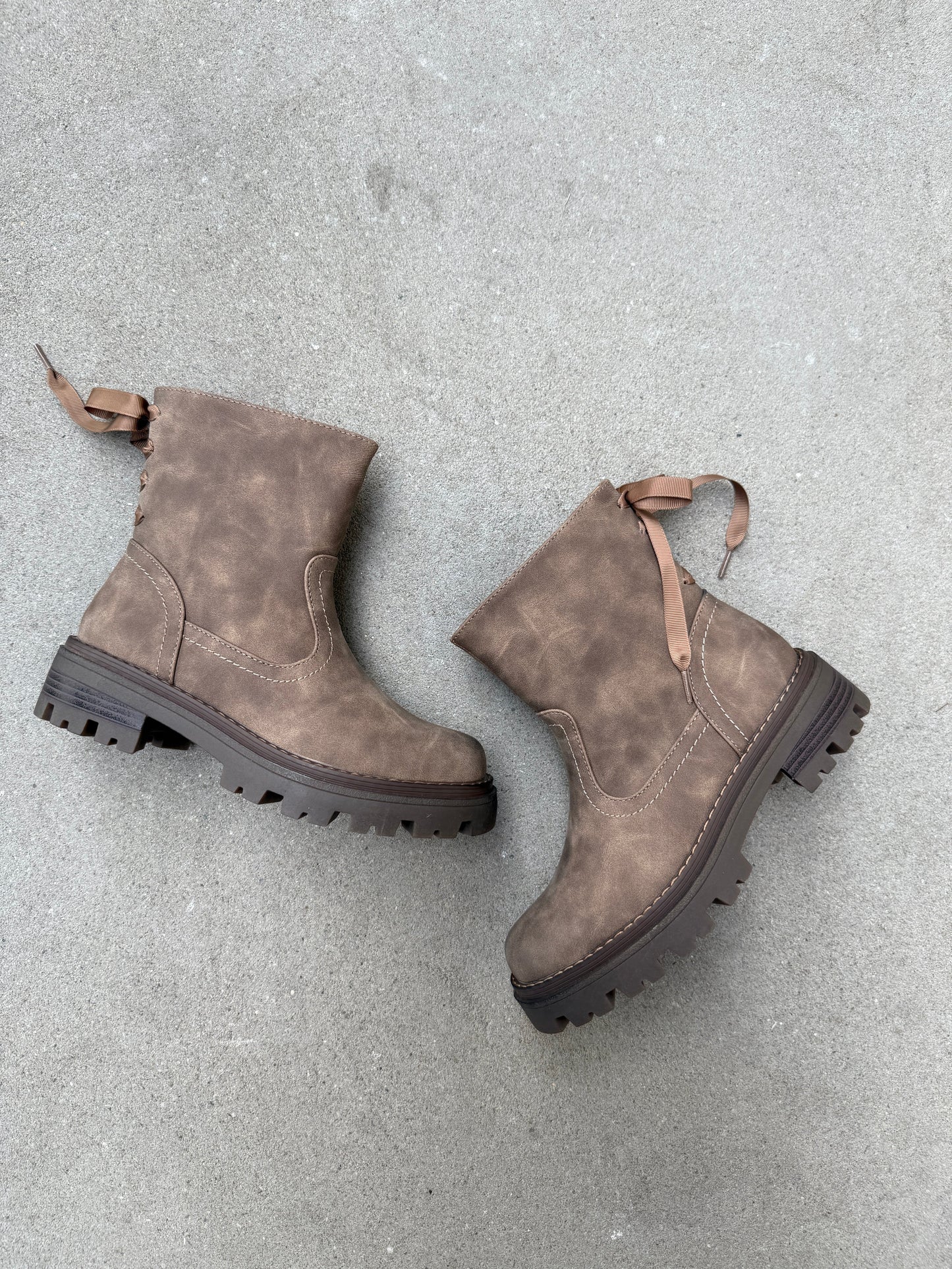 Bow Taupe Boots