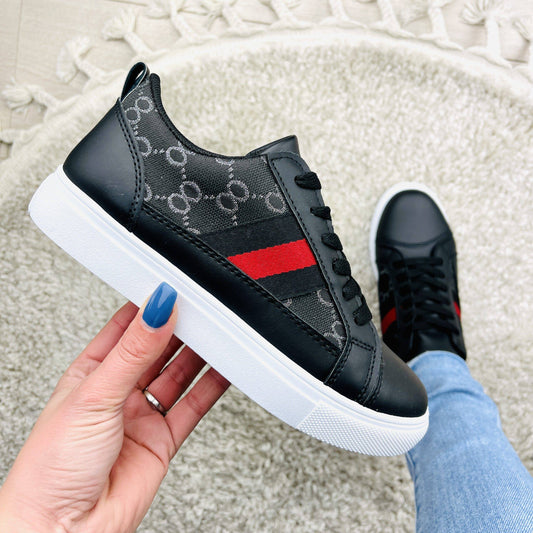 Inspo Black Sneaker