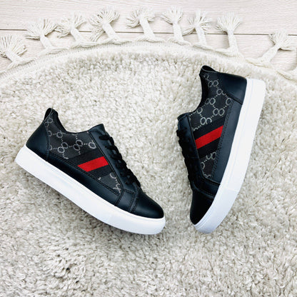 Inspo Black Sneaker