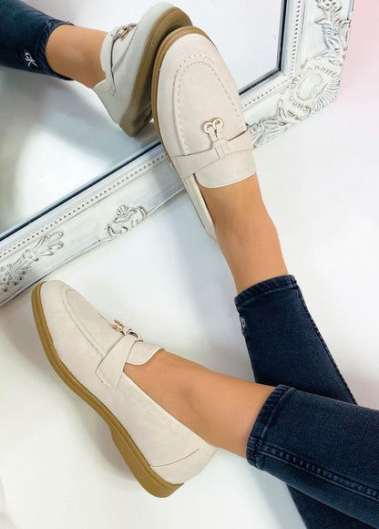 60 Beige Loafer